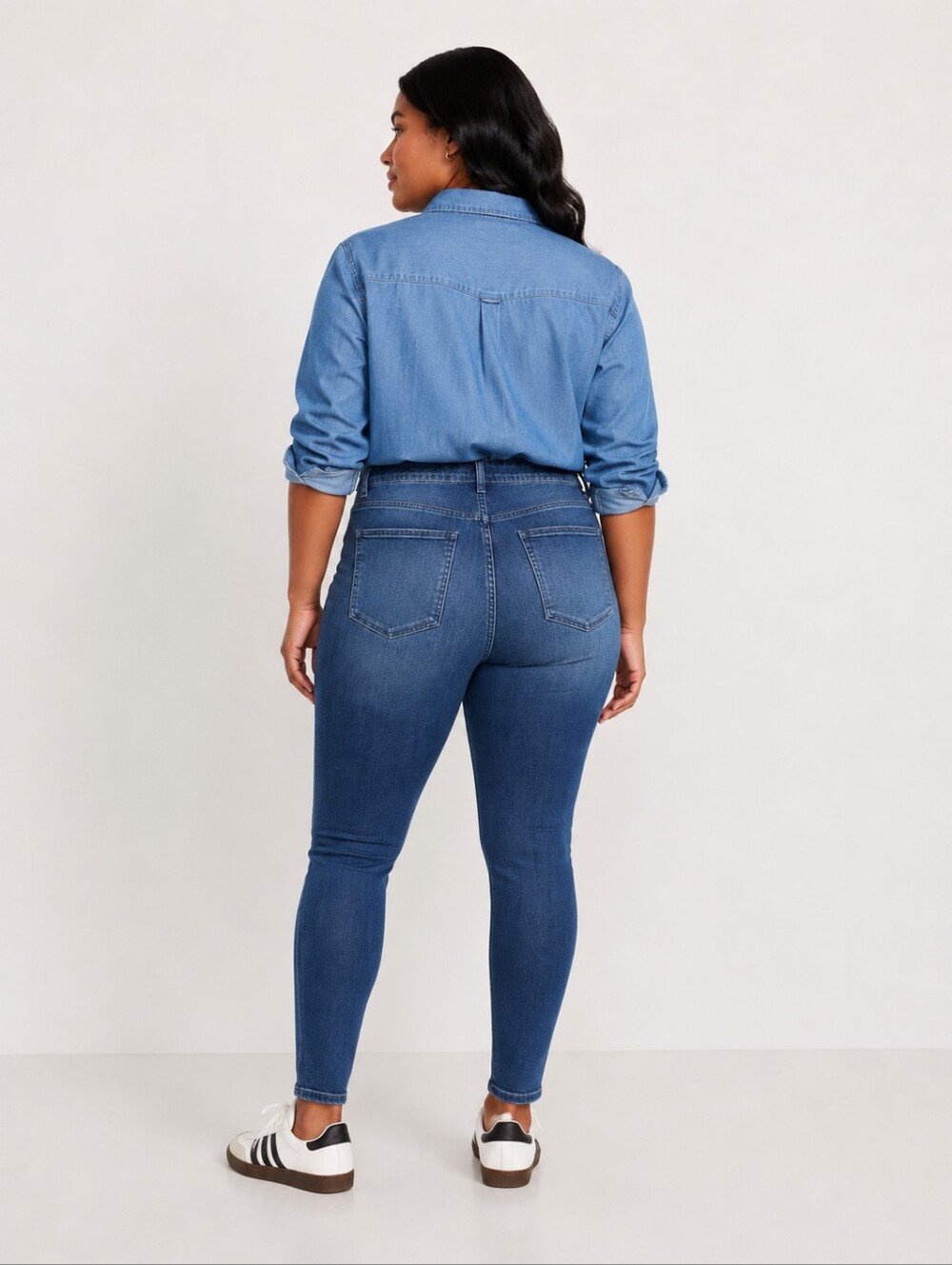 NWT Old Navy Plus Size Women's Dark Blue Skinny Ankle Jeans Size 20 Short - Picture 2 of 5